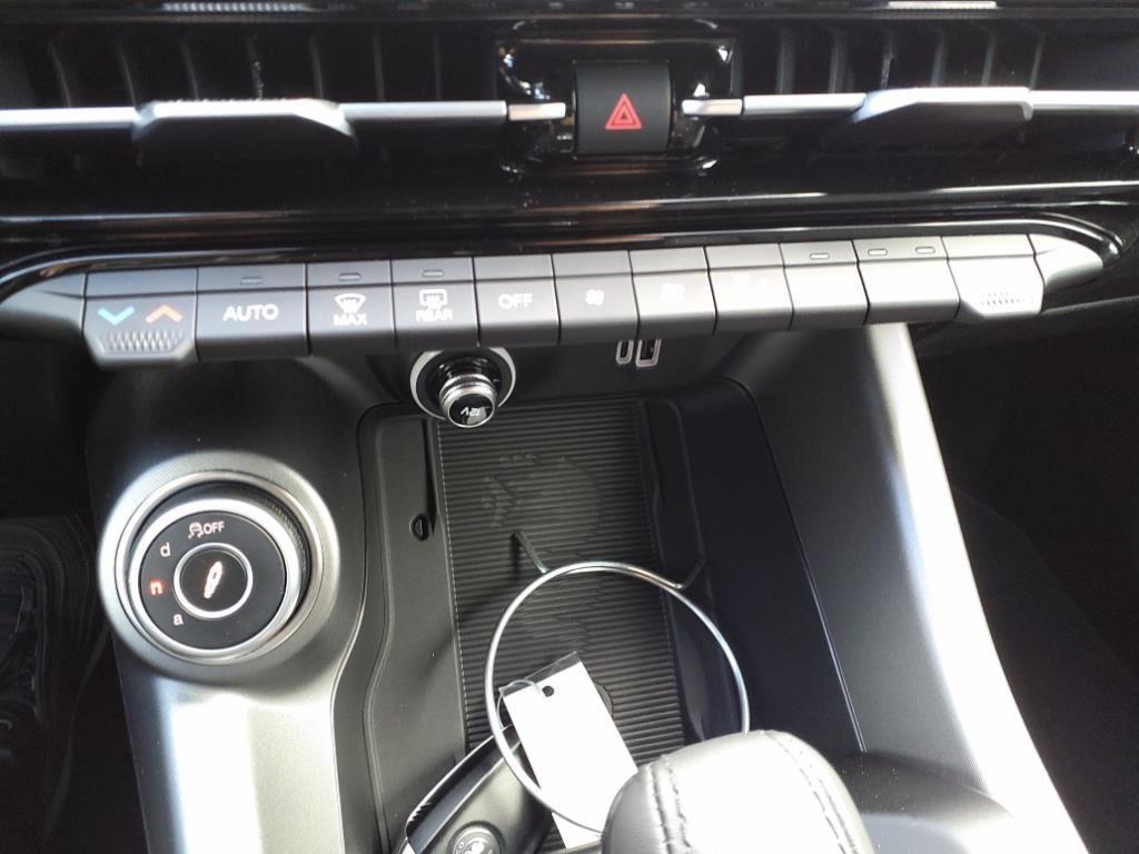 new 2024 Alfa Romeo Tonale car, priced at $39,935