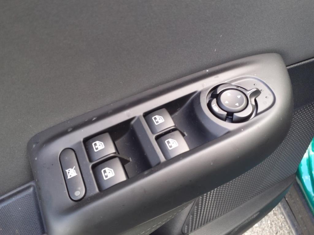 new 2024 Alfa Romeo Tonale car, priced at $39,935