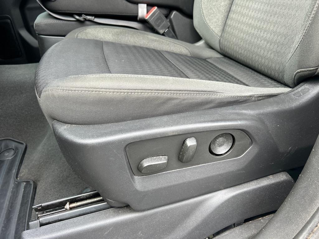 used 2023 Chevrolet Silverado 1500 car, priced at $28,995