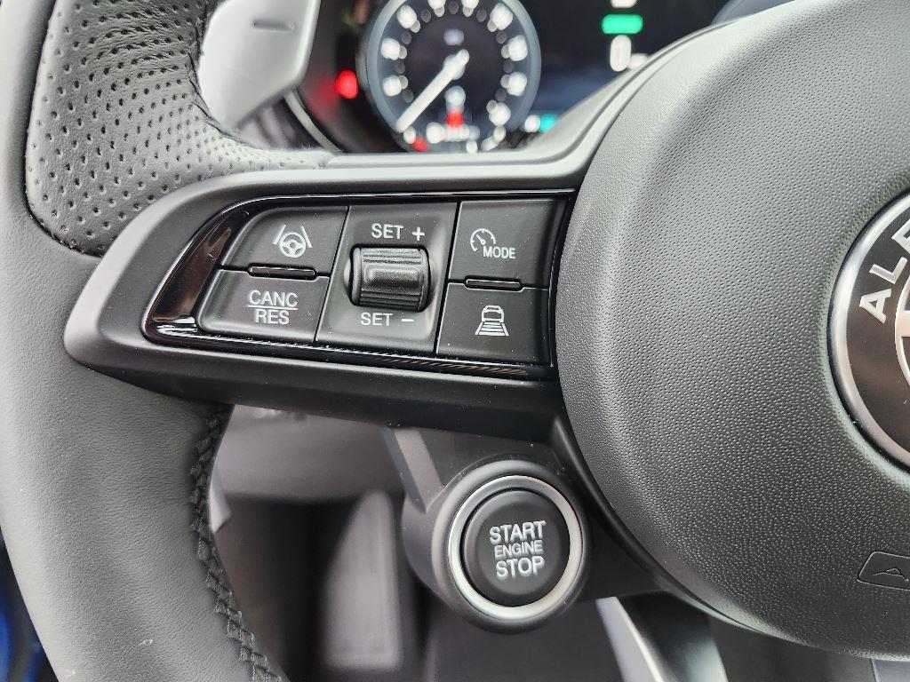 new 2024 Alfa Romeo Tonale car, priced at $39,935