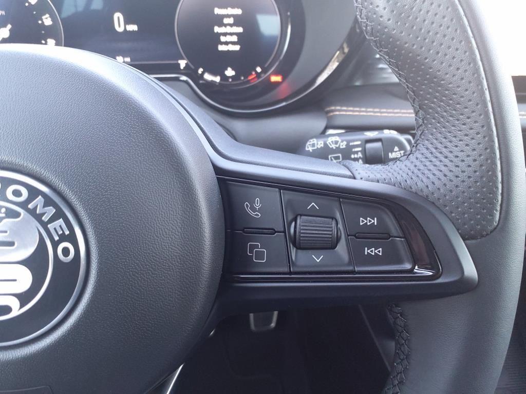 new 2025 Alfa Romeo Tonale car, priced at $38,917