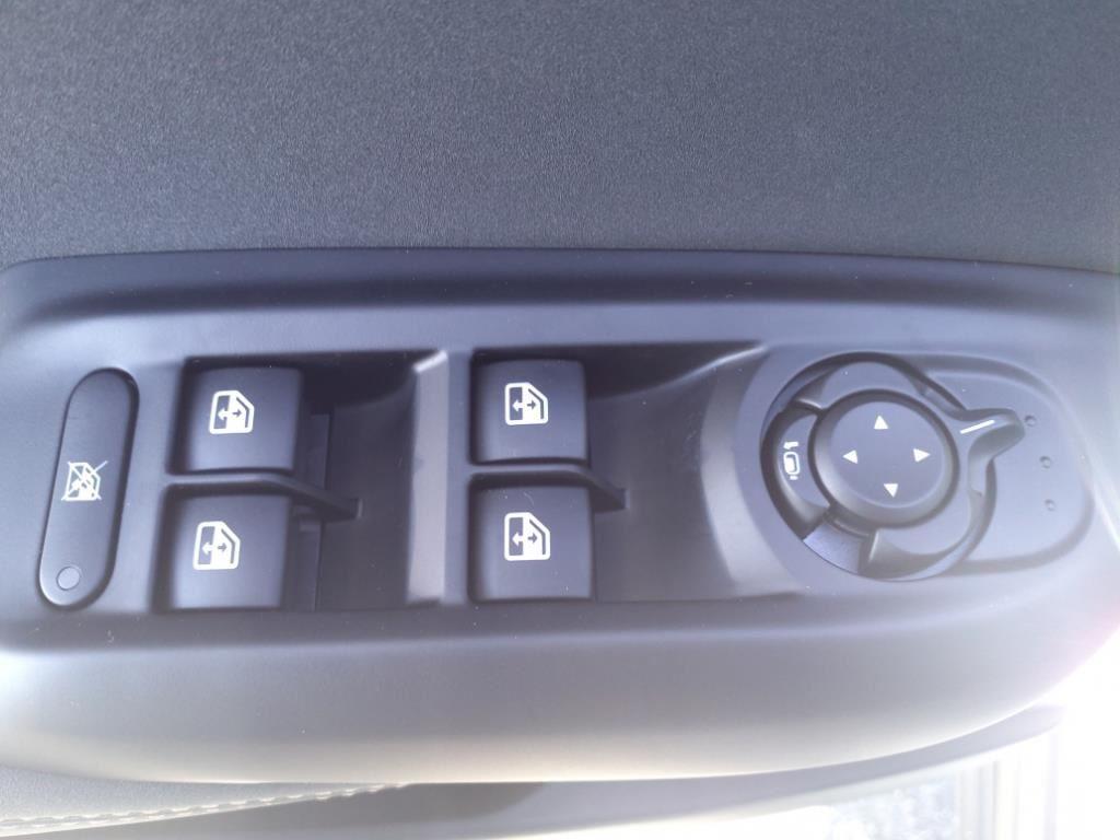 new 2025 Alfa Romeo Tonale car, priced at $38,917