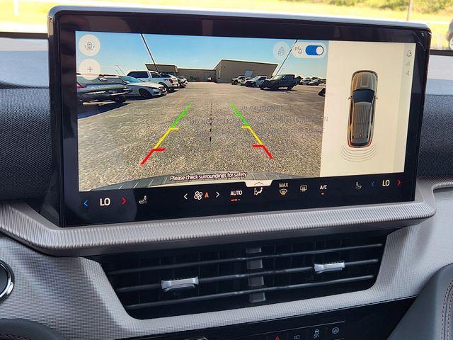 new 2025 Ford Explorer car, priced at $38,325