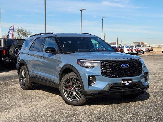 new 2025 Ford Explorer car, priced at $45,303