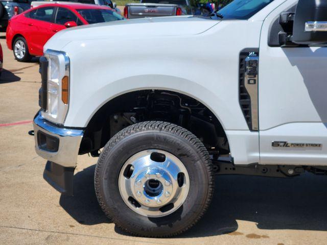 new 2025 Ford F-350 car, priced at $65,751