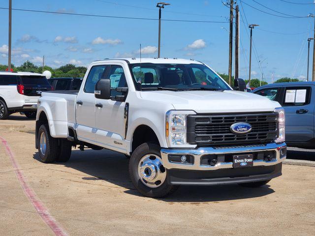 new 2025 Ford F-350 car, priced at $65,751