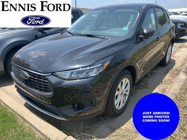 new 2025 Ford Escape car, priced at $30,333