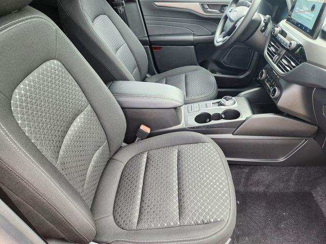 new 2025 Ford Escape car, priced at $29,433