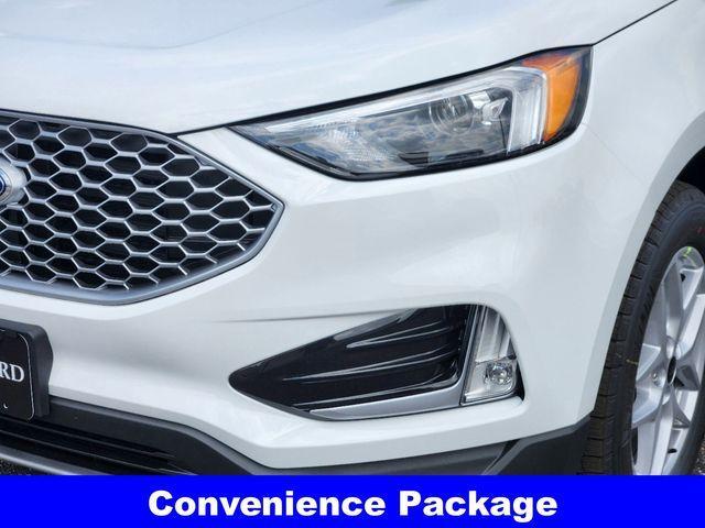 new 2024 Ford Edge car, priced at $32,500