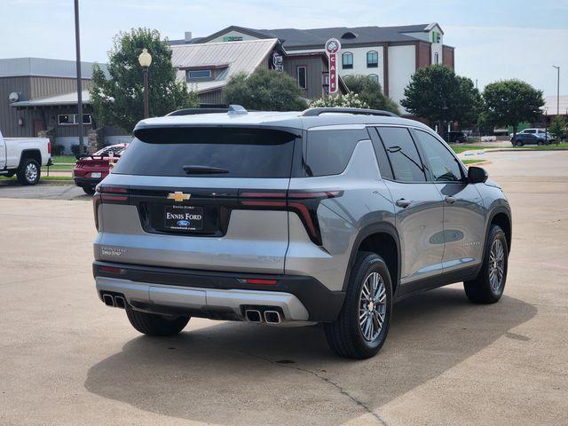 used 2024 Chevrolet Traverse car, priced at $31,650