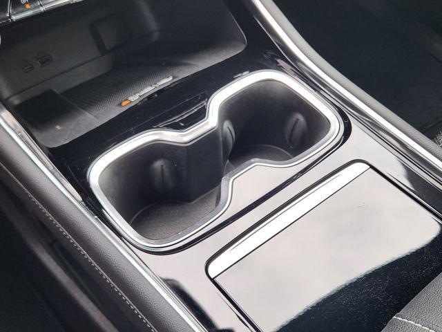 used 2024 Chevrolet Traverse car, priced at $31,650