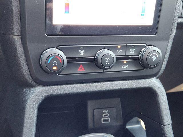 new 2025 Ford Ranger car, priced at $32,000