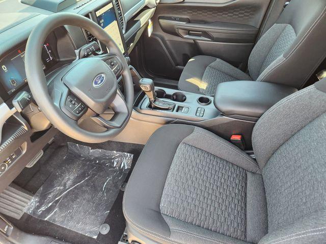 new 2025 Ford Ranger car, priced at $32,000