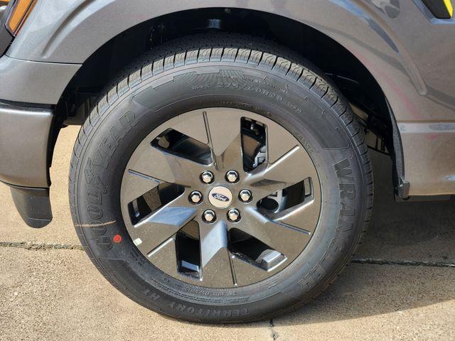 new 2025 Ford F-150 car, priced at $45,208