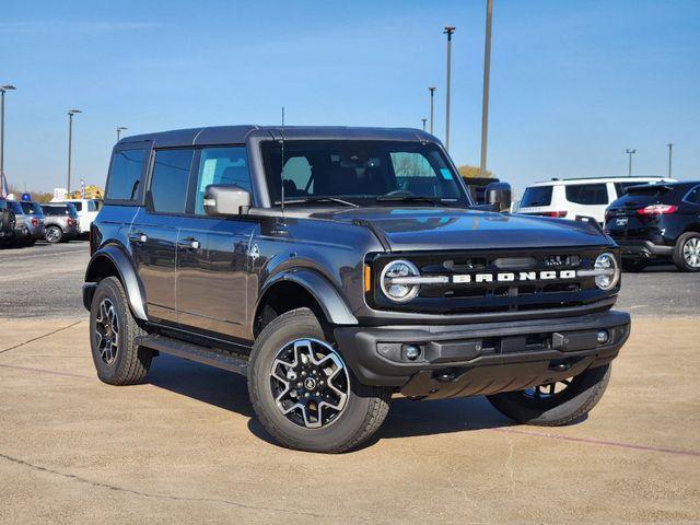 new 2024 Ford Bronco car, priced at $50,685