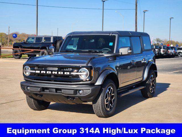 new 2024 Ford Bronco car, priced at $50,685