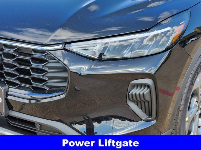 new 2025 Ford Escape car, priced at $28,000