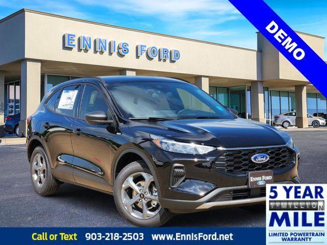 new 2025 Ford Escape car, priced at $28,000