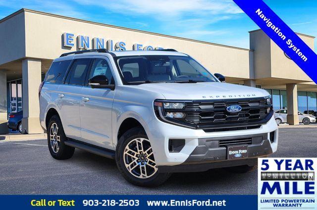 new 2025 Ford Expedition car, priced at $67,910