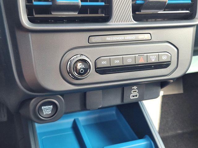 new 2025 Ford Maverick car, priced at $32,496