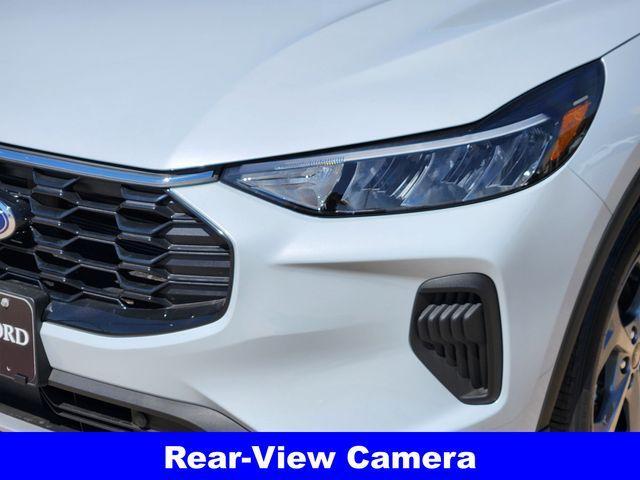 new 2025 Ford Escape car, priced at $26,950