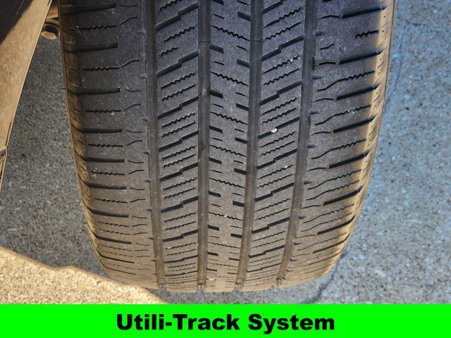 used 2021 Nissan Frontier car, priced at $22,250