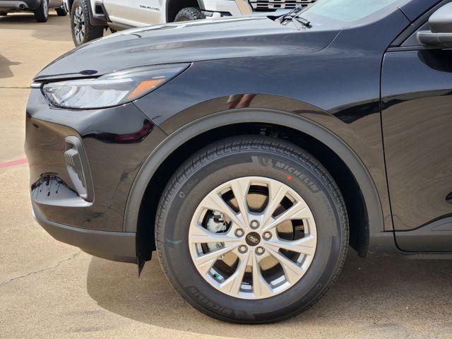 new 2025 Ford Escape car, priced at $28,068