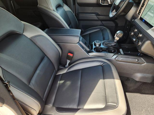 new 2025 Ford Bronco car, priced at $48,127
