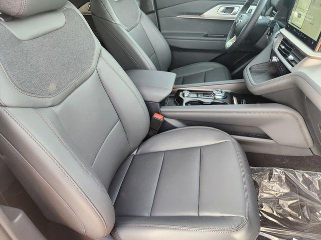 new 2025 Ford Explorer car, priced at $41,617