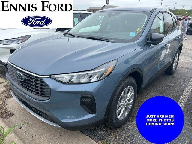 new 2025 Ford Escape car, priced at $28,982