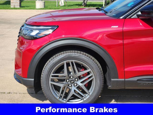 new 2025 Ford Explorer car, priced at $45,031