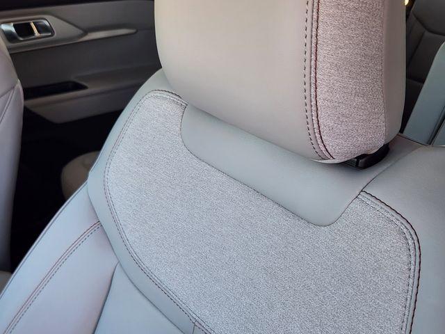 new 2025 Ford Explorer car, priced at $44,165