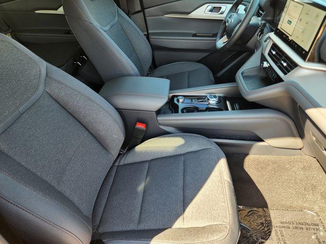new 2025 Ford Explorer car, priced at $41,140