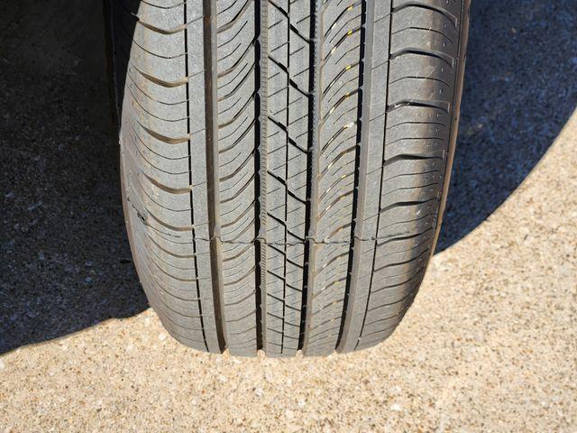 new 2025 Ford Maverick car, priced at $33,395