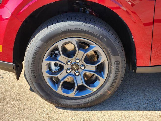 new 2025 Ford Maverick car, priced at $33,395