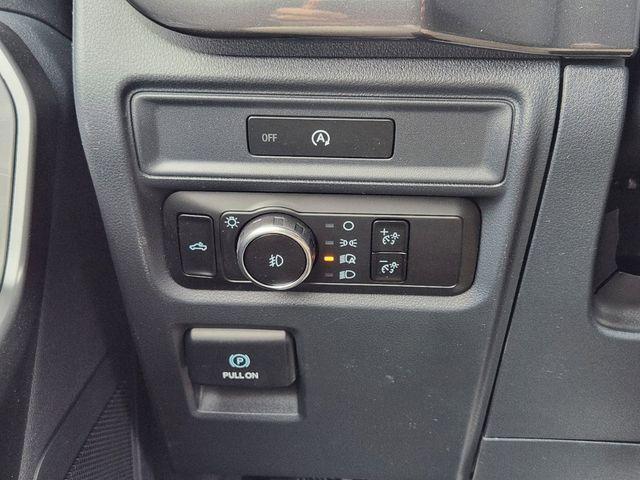 new 2025 Ford F-150 car, priced at $41,060