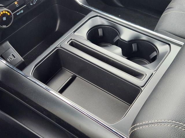 new 2025 Ford F-150 car, priced at $41,060