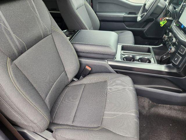 new 2025 Ford F-150 car, priced at $41,060