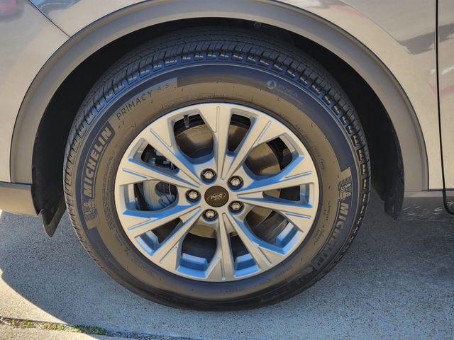 used 2025 Ford Escape car, priced at $25,997