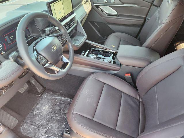 new 2025 Ford Explorer car, priced at $51,319