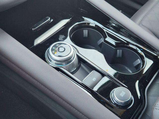 new 2025 Ford Explorer car, priced at $51,319