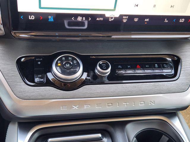 new 2025 Ford Expedition Max car, priced at $77,980