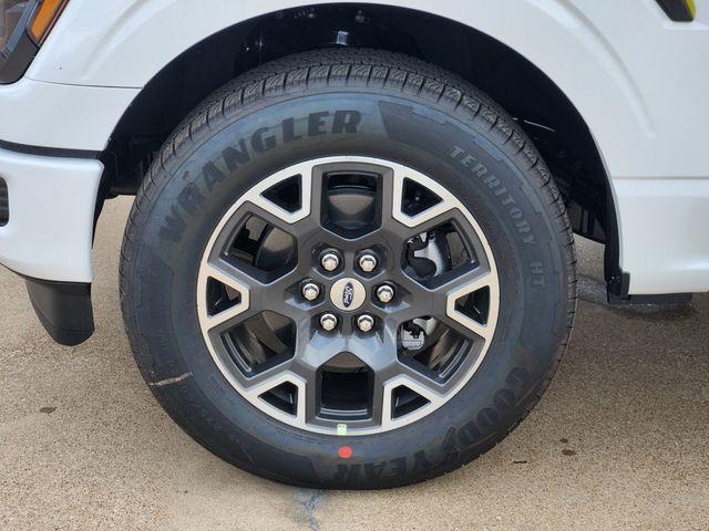 new 2025 Ford F-150 car, priced at $42,793