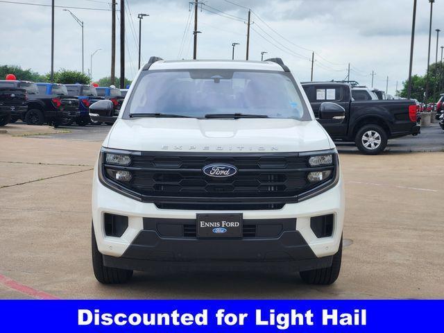 new 2025 Ford Expedition Max car, priced at $68,905