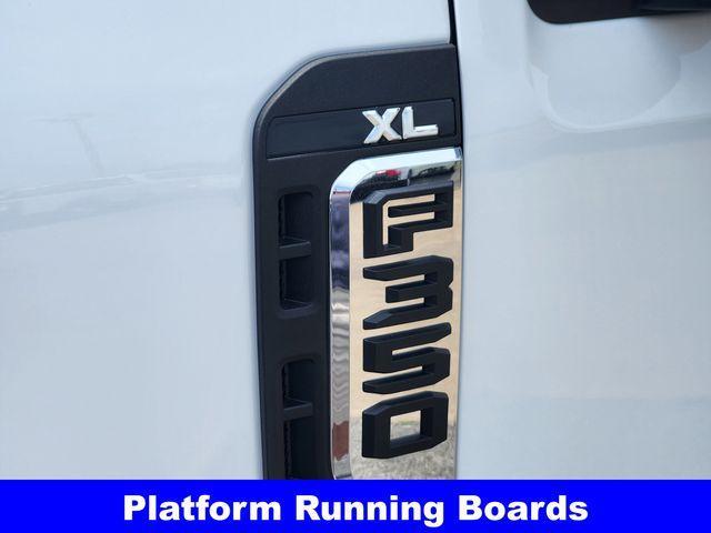 new 2025 Ford F-350 car, priced at $53,713