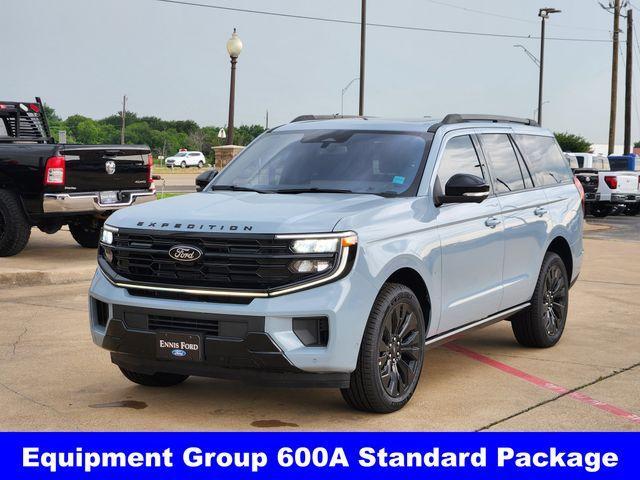 new 2025 Ford Expedition car, priced at $80,990