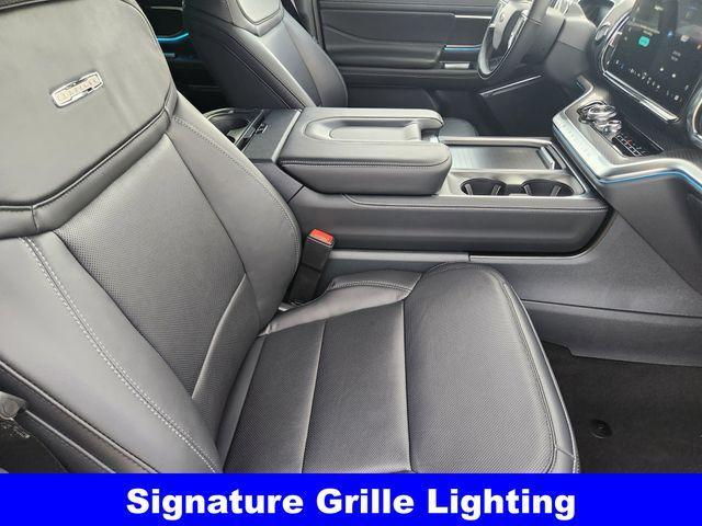 new 2025 Ford Expedition car, priced at $80,990