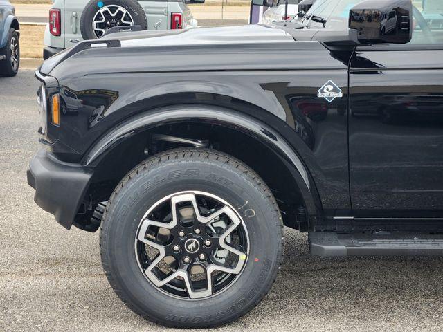 new 2024 Ford Bronco car, priced at $48,381