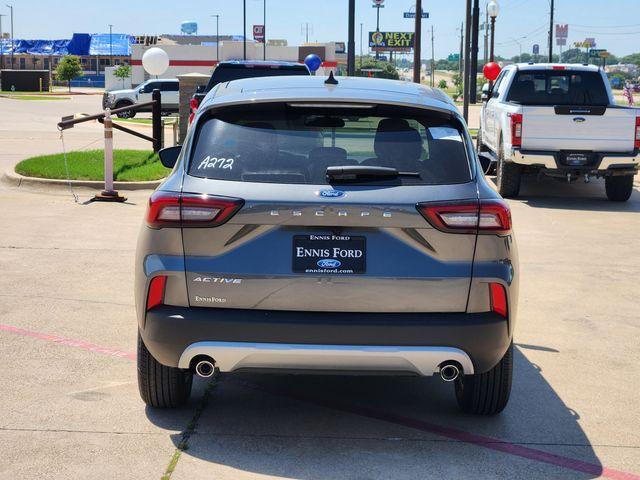 new 2025 Ford Escape car, priced at $29,038