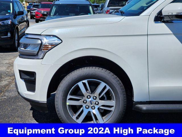 new 2024 Ford Expedition Max car, priced at $60,595